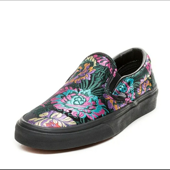 Stylish Embroidered Satin Slip-On VANS - Picture 6 of 10